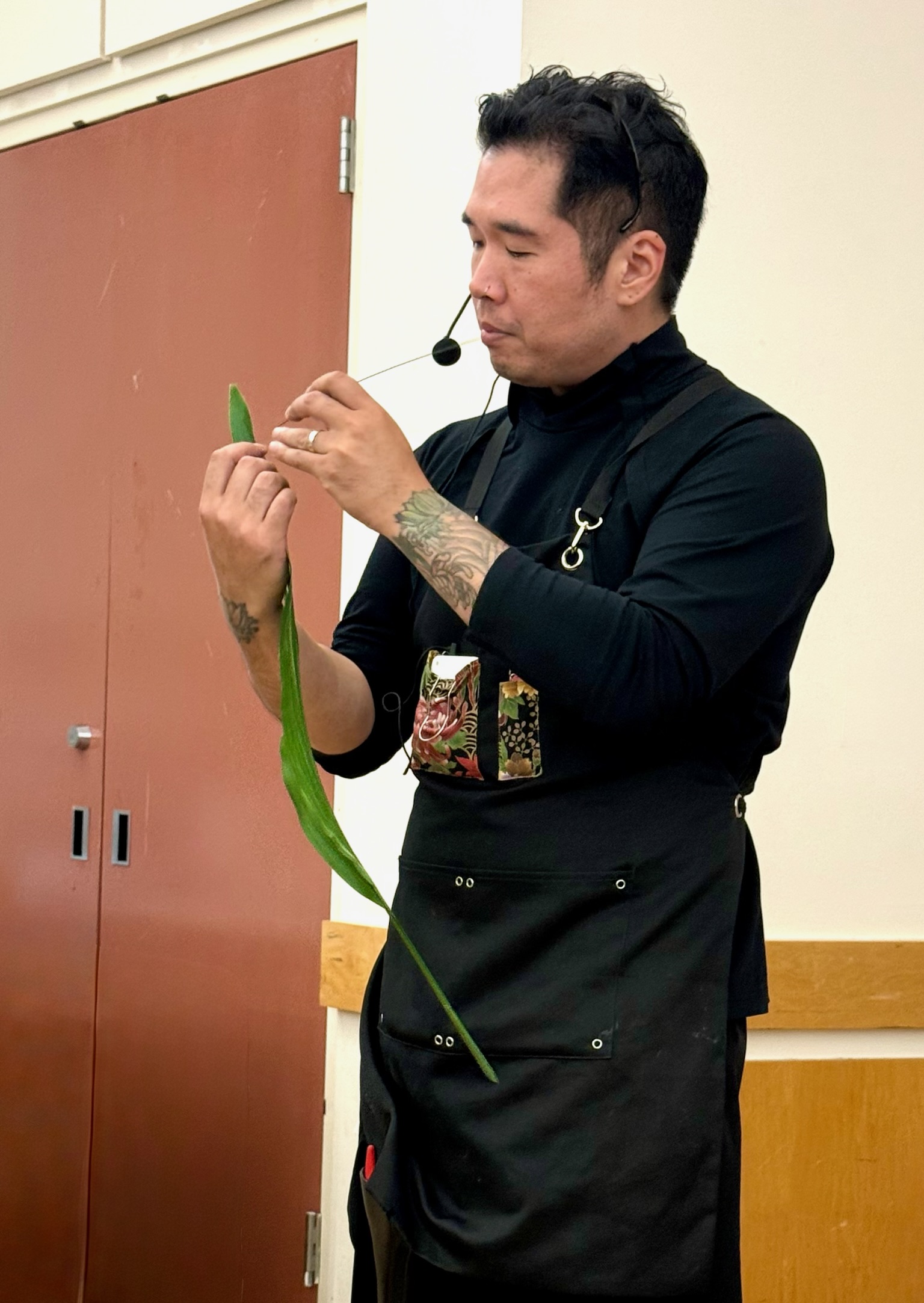 Nixon explaining the technique